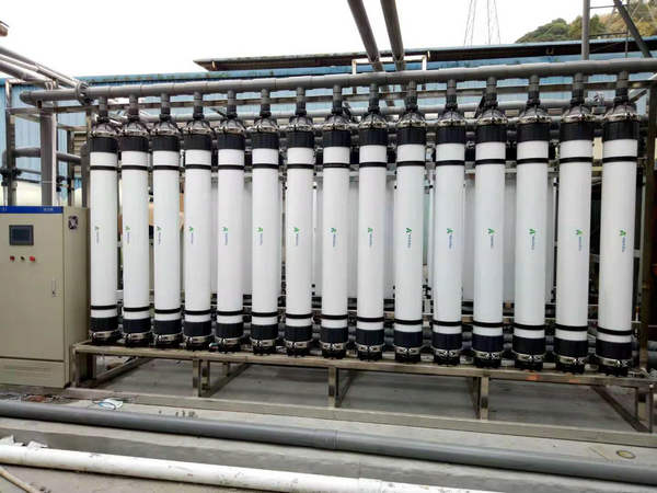 50噸/時(shí)超濾系統(tǒng) 50噸/時(shí)超濾系統(tǒng)